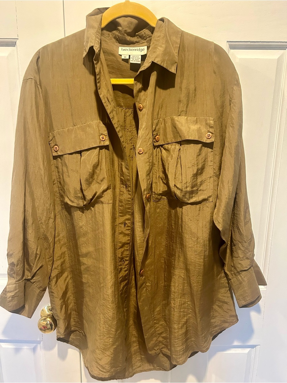 100% SILK Breckenridge Women’s size 16 Lightweight Shirt Jacket in Olive
